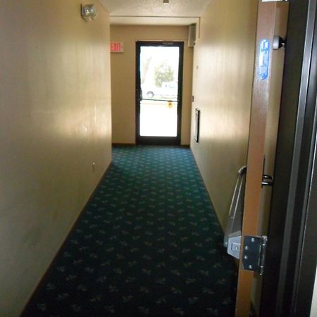 Hotel Super 8 By Wyndham Chadron Ne Extérieur photo