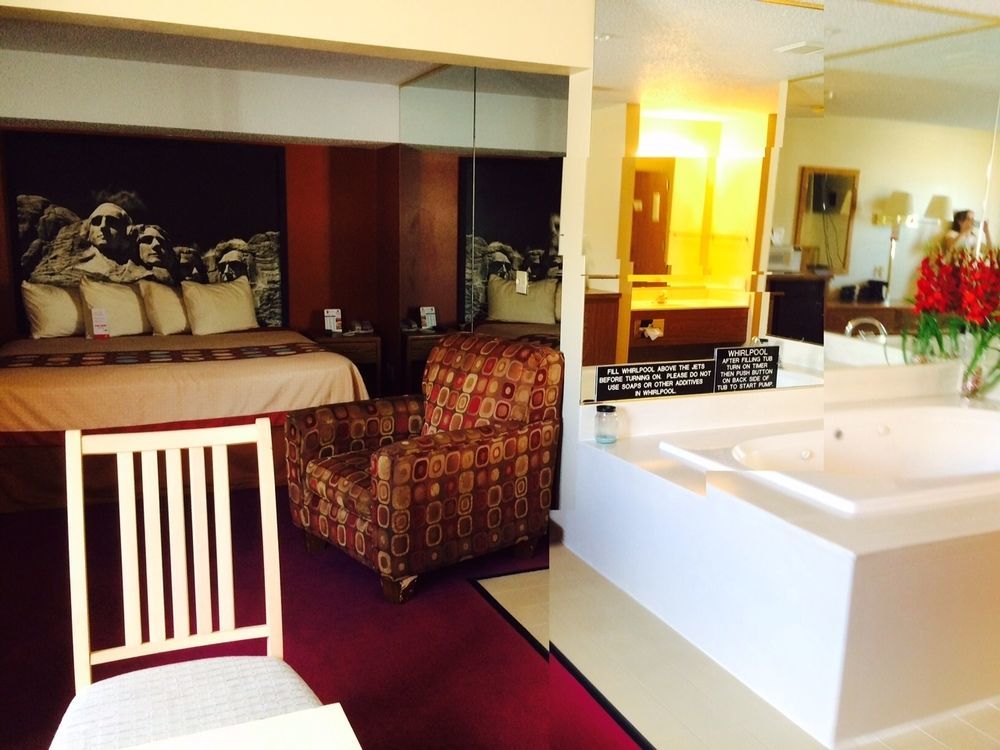 Hotel Super 8 By Wyndham Chadron Ne Extérieur photo
